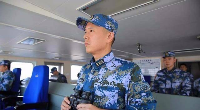 辽宁号舰长