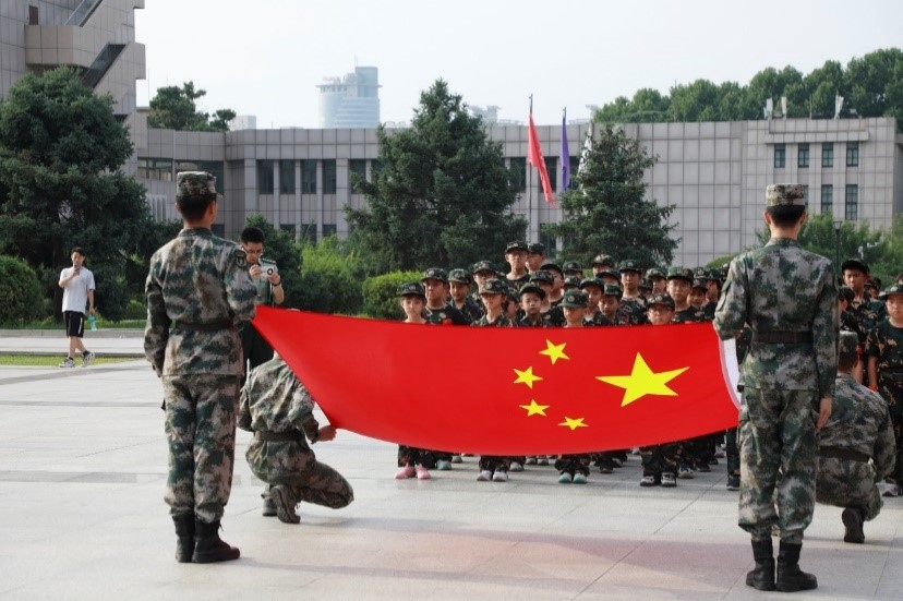 国防与军事内容，国家安全的坚固屏障，国防军事与国家安全的坚固屏障
