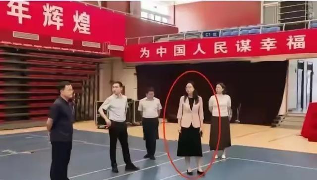 凤凰网新闻台，传递信息，引领舆论，凤凰网新闻台，传递信息，引领舆论风潮