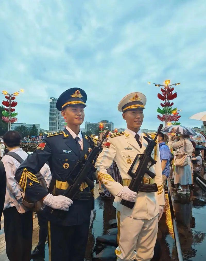 身高1米98能否成为仪仗队的一员？，身高1米98能否加入仪仗队？