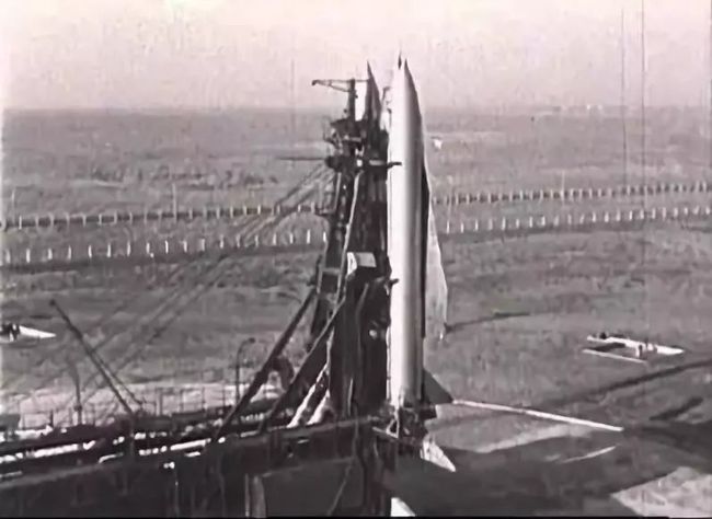 A10导弹，现代战争中的精确打击利器，A10导弹，现代战争精确打击的利器