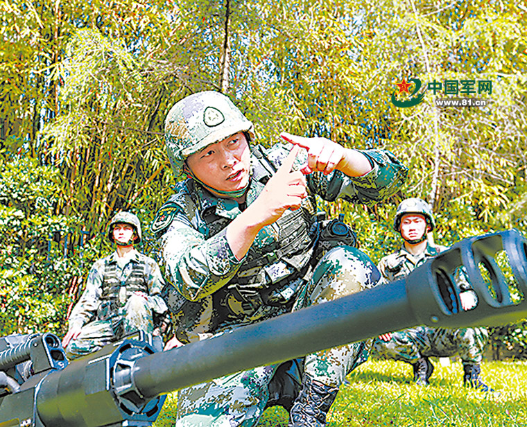 黎登贵营长，英雄之魂，时代之楷模，黎登贵营长，英雄之魂，时代楷模的光辉传奇