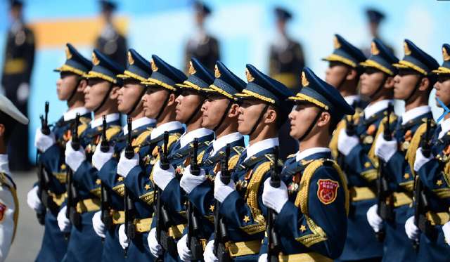 荣耀时刻，2019年国庆三军仪仗队盛大阅兵，荣耀时刻，盛大阅兵见证三军仪仗队风采——纪念国庆七十周年盛典