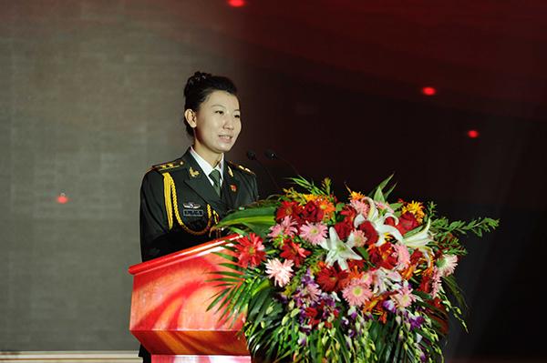 军事节目主持人金，声音与荣耀的象征，军事节目主持人金，声音背后的荣耀与传奇