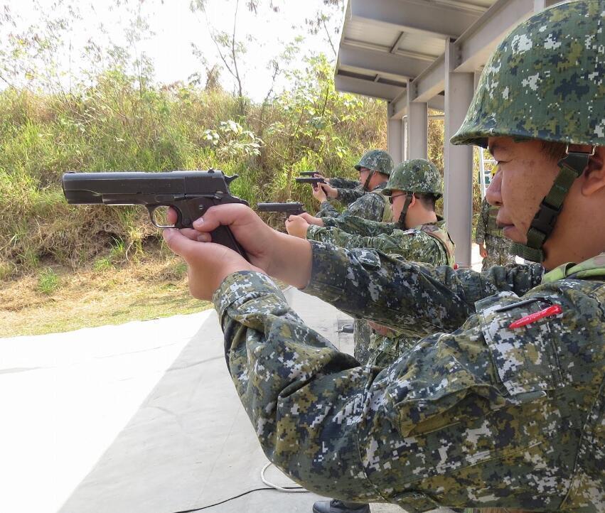 部队打靶训练新闻稿，锤炼实战能力，提升部队战斗力，部队打靶训练锤炼实战能力，提升战斗力水平