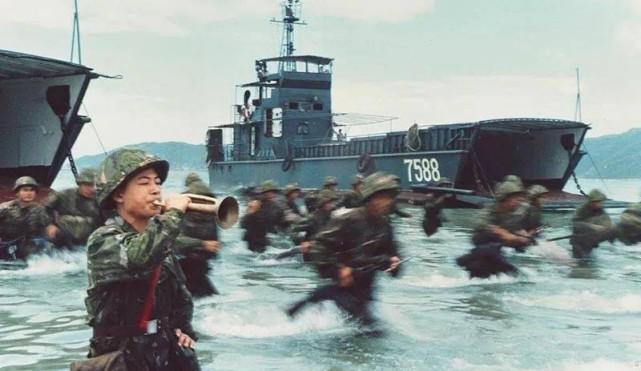 揭秘强大的海上先锋，724登陆艇，揭秘，强大的海上先锋——724登陆艇传奇