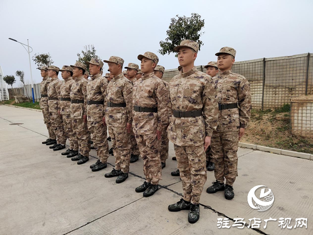 新兵被选为侦察兵，机遇与挑战并存，新兵入选侦察兵，机遇与挑战的交汇