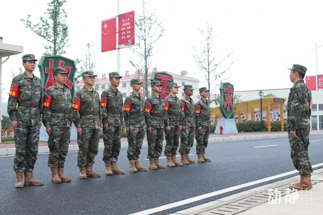 武警新兵训练五个月，磨砺意志，锻造精英，武警新兵五个月磨砺锻造精英之旅