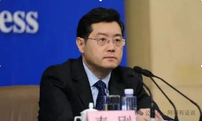 外交部部长任免及其影响，中国外交政策的新篇章，中国外交部长任免揭晓，新篇章下外交政策走向展望