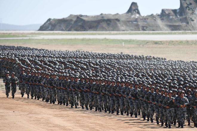 集团军兵力构成与规模分析，集团军兵力构成与规模深度解析