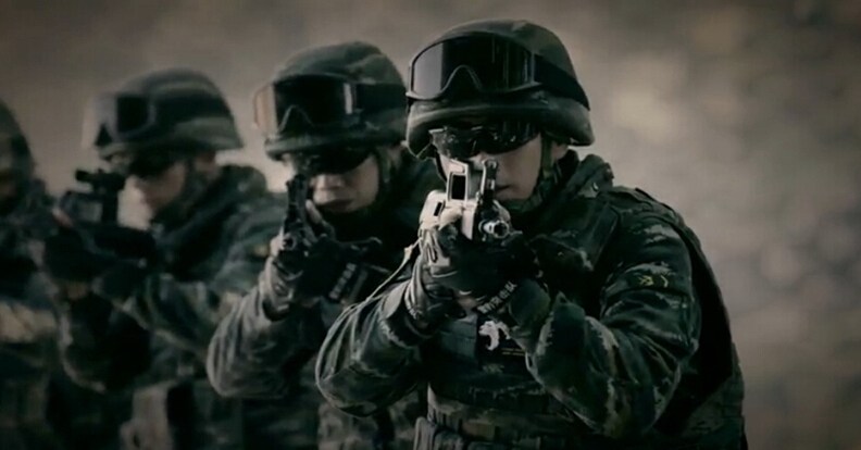武警宣传图片，展现英勇形象与无私奉献的精神，武警宣传图片，展现英勇形象与无私精神风采