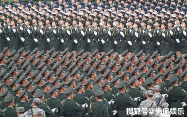 海军70周年阅兵徒步方队，展现荣耀与力量，海军70周年阅兵徒步方队，荣耀与力量的完美展现