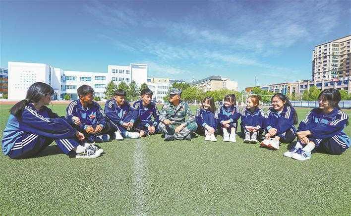 国防安全教育主题班会教案，国防安全教育主题班会教案详解，提升安全意识的课堂之旅
