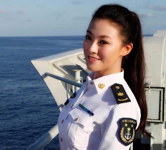 中国女兵照片高清，展现飒爽英姿与不屈精神，中国女兵高清照片，展现飒爽英姿与坚韧不屈精神