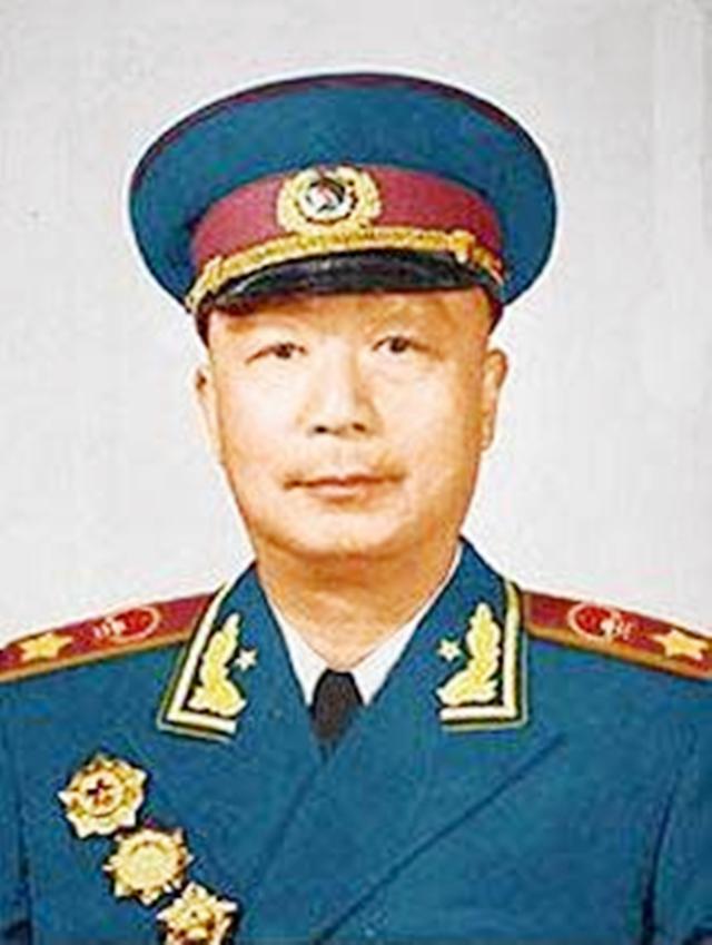 驻港部队驻地的风采与使命，驻港部队风采与使命，驻地风采展示与职责担当