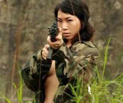 越南女兵服装，传统与现代交融的军事美学，越南女兵服装，传统与现代交融的军事美学风采