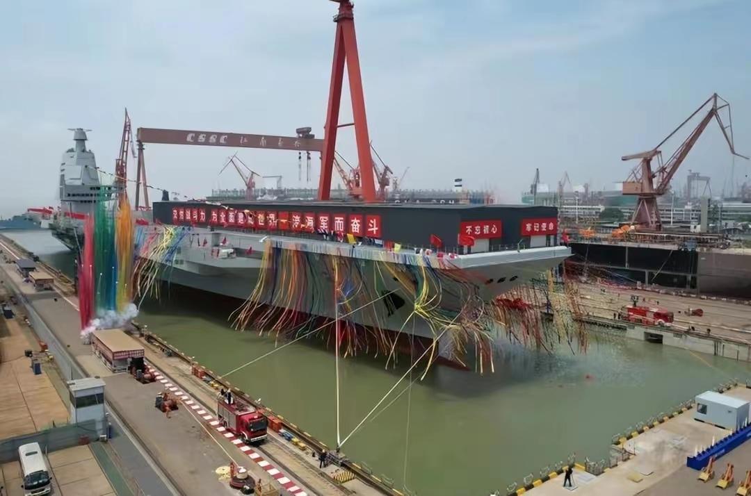 福建号航母