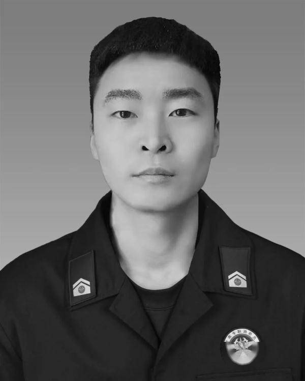 闫阁烈士，英勇无畏，永垂不朽，闫阁烈士，英勇无畏，精神永垂不朽