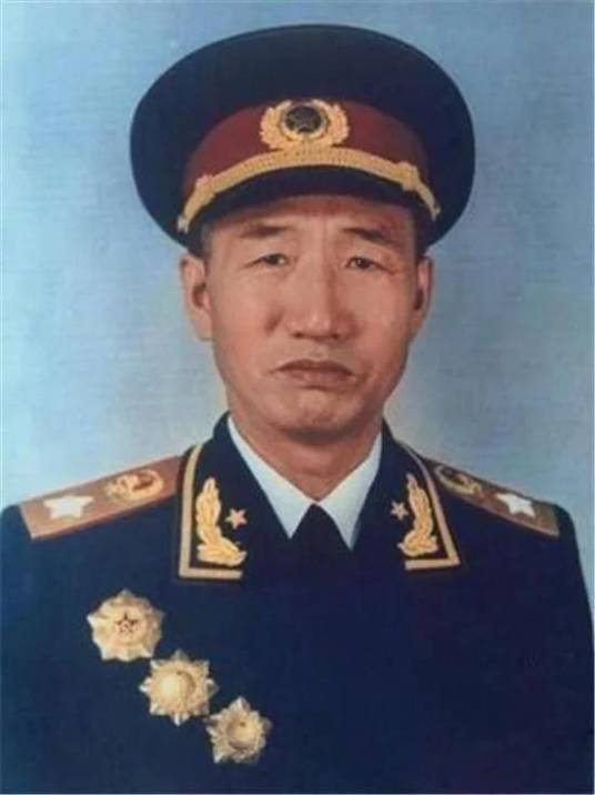 中国历任国防部长一览表，中国历任国防部长名录概览