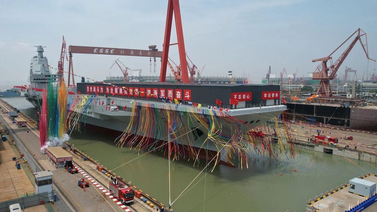 中国海军建军节，历史与荣耀的纪念时刻，中国海军建军节，历史与荣耀的纪念时刻
