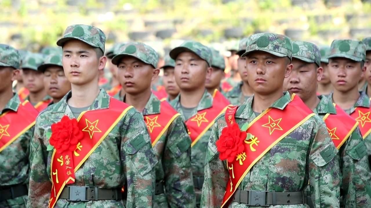 探索新篇章，揭秘2022新迷彩服的风采与魅力，揭秘2022新迷彩服风采与魅力，探索新篇章的时尚风采