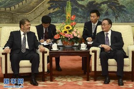 尤少忠与外交关系，一位外交家的生涯轨迹与贡献，尤少忠的外交生涯，生涯轨迹、贡献及对外关系的深度探索