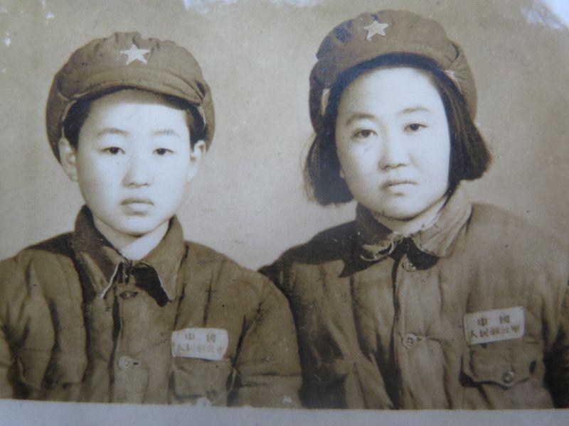 石家庄陆军军医大学女兵方队，新时代的女兵风采，石家庄陆军军医大学女兵方队，展现新时代女兵风采