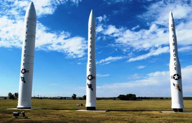 三叉戟导弹可以拦截吗？解析现代防空系统的挑战与可能性，三叉戟导弹拦截解析，现代防空系统的挑战与可能性探讨