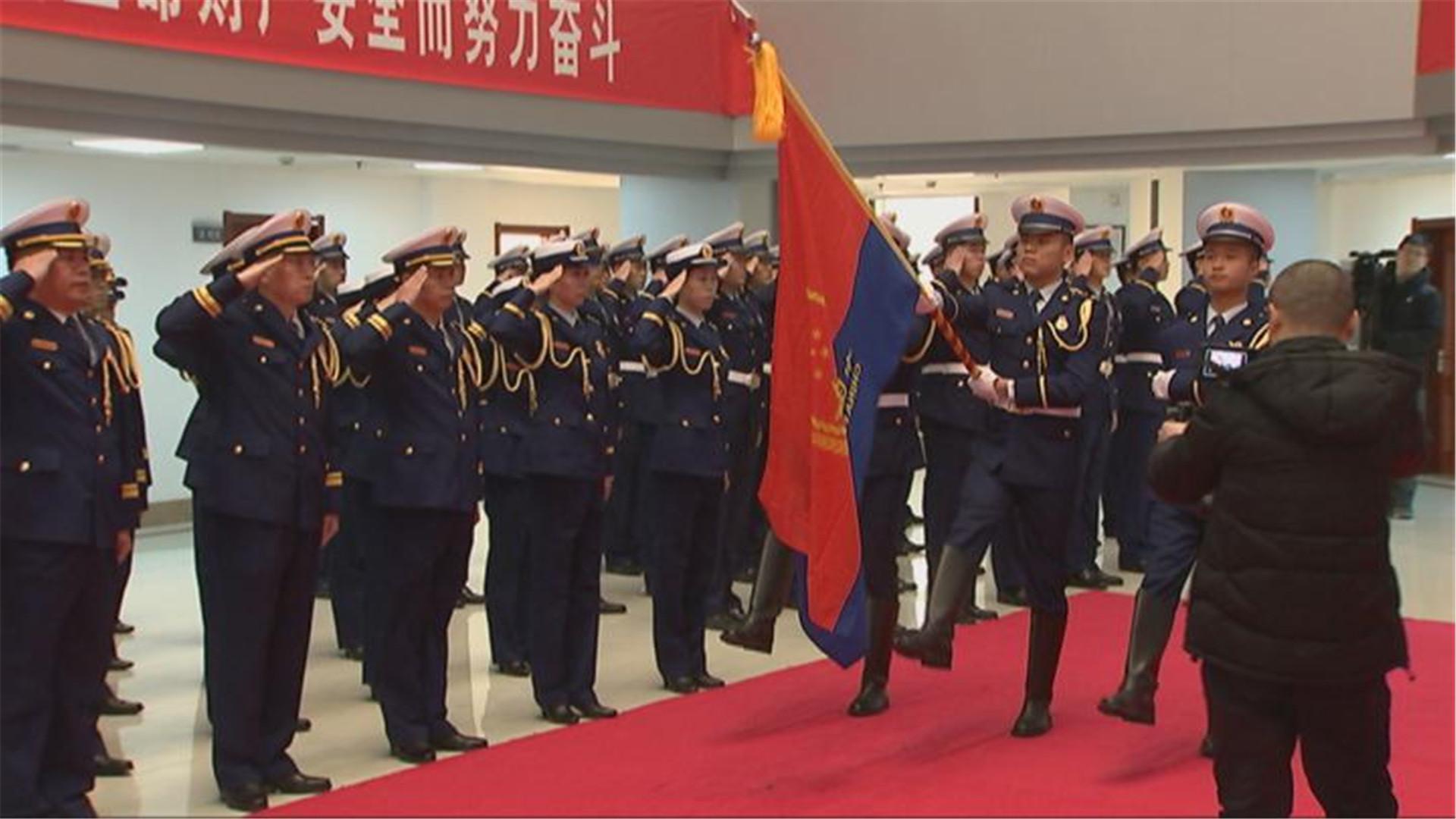 武警体能训练服短袖换装，新时代军需的新变革，武警体能训练服短袖换装，新时代军需变革启幕