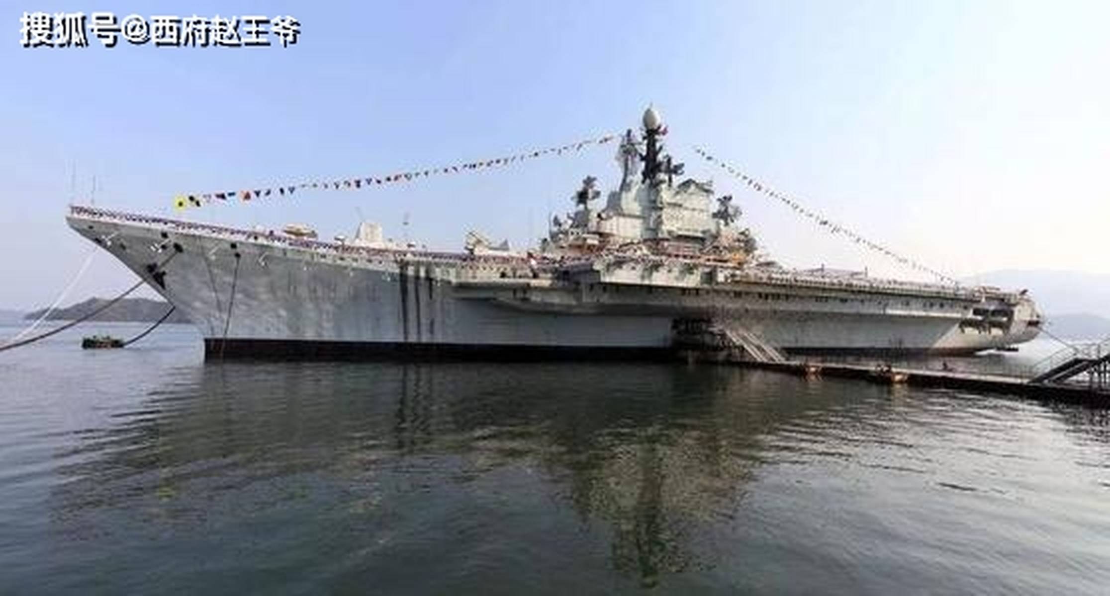 瓦良格号改造揭秘，深度解读改造背后的故事，瓦良格号改造深度揭秘，背后的故事与历程探究