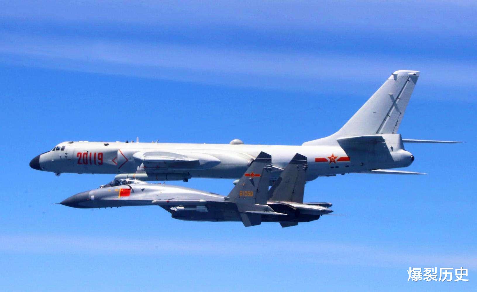 中国海军航空兵战斗机，捍卫蓝天，展示力量，中国海军航空兵战斗机捍卫蓝天，展示力量风采