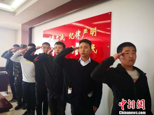 上海转业干部公举东，勇毅前行，续写军旅荣光，上海转业干部公举东，续写军旅荣光，勇毅前行之路