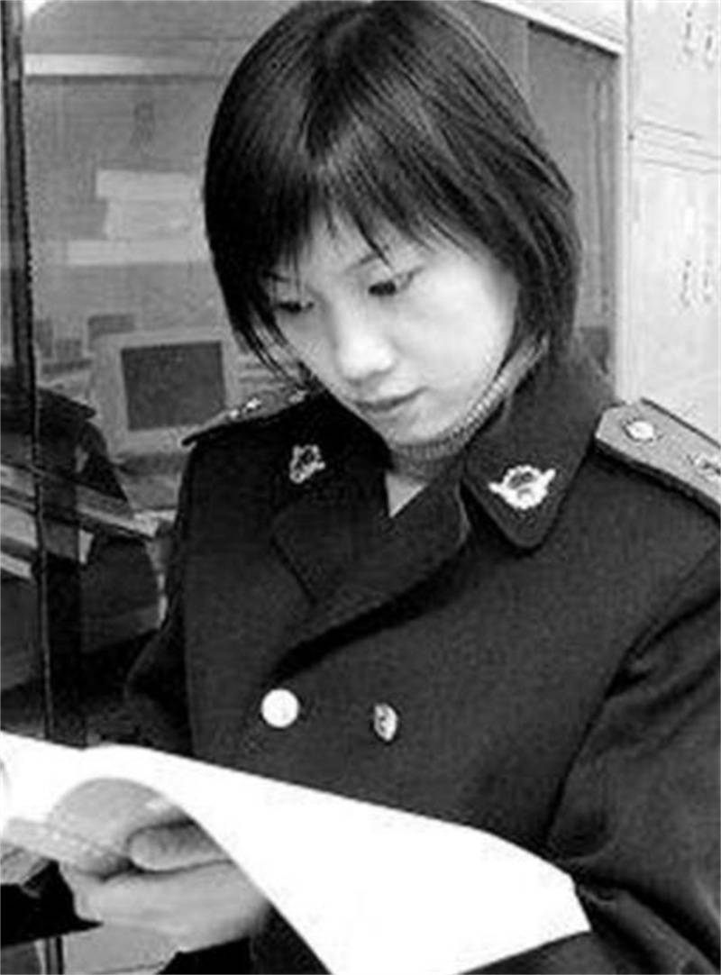 海军杨屹，时代的印记与青春的誓言，海军杨屹，时代印记与青春誓言的交响