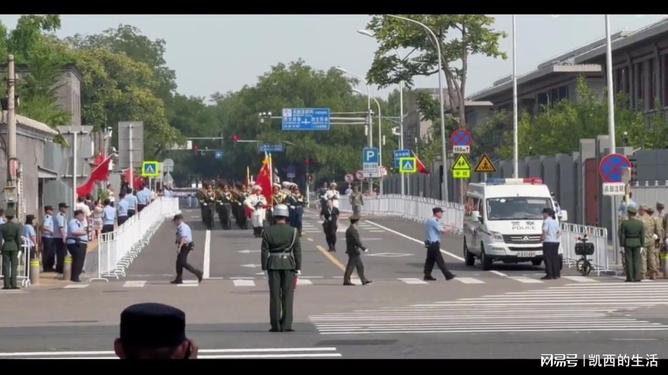 阅兵仪式中的路线选择，历史、战略与象征意义，阅兵仪式中的路线选择，历史、战略与象征意义的深度解读