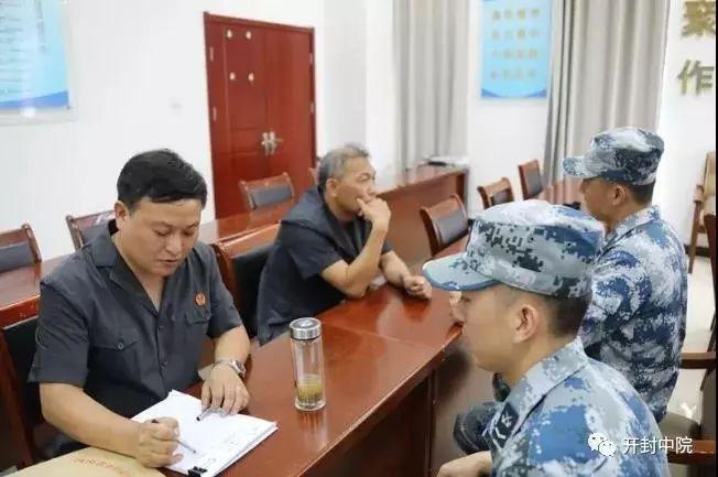 开封95985部队空降兵，英勇无畏的空中战士，开封95985部队空降兵，英勇无畏的空中战士传奇