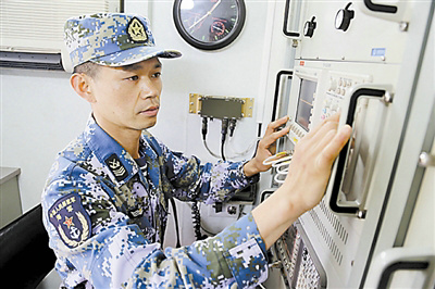 海军张中明简介，一位英勇无畏的海军将领的生平与贡献，海军将领张中明的生平与贡献，英勇无畏的航海传奇