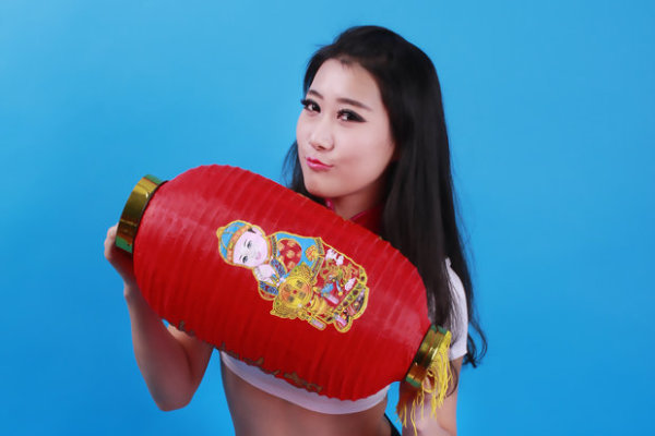 白小姐六肖选一，揭秘王中王的神秘面纱，揭秘白小姐六肖选一背后的神秘面纱，王中王的秘密揭晓