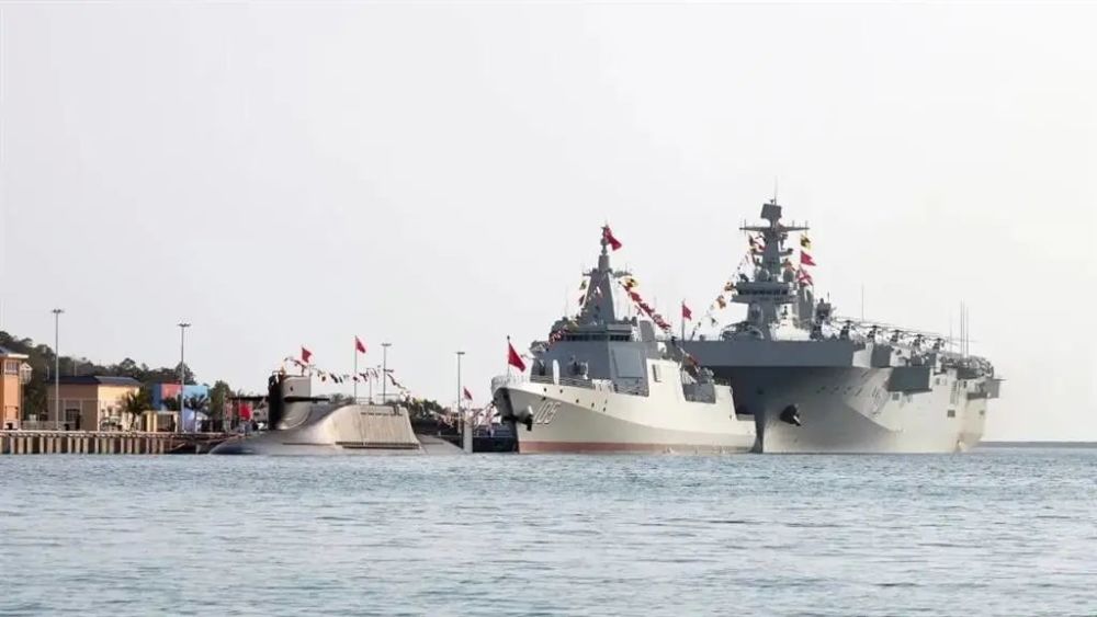揭秘中国海军新成员，石嘴山舰（舷号，609），揭秘中国海军新成员石嘴山舰（舷号609）的荣耀起航