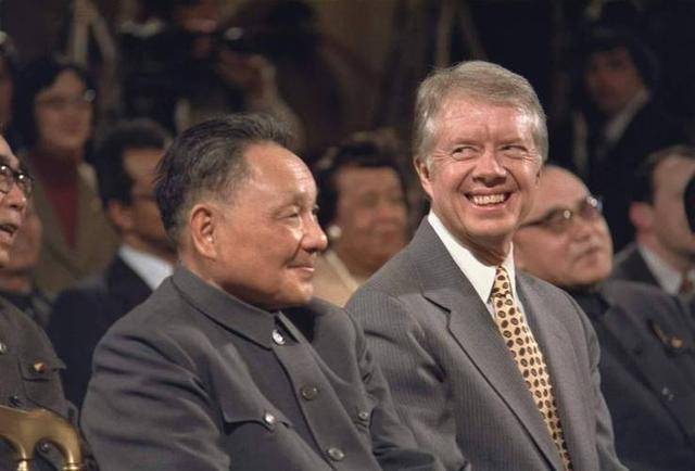 中美建交的历程，为何直到1979年才正式建立外交关系，中美建交历程揭秘，为何外交关系直到1979年才正式建立？