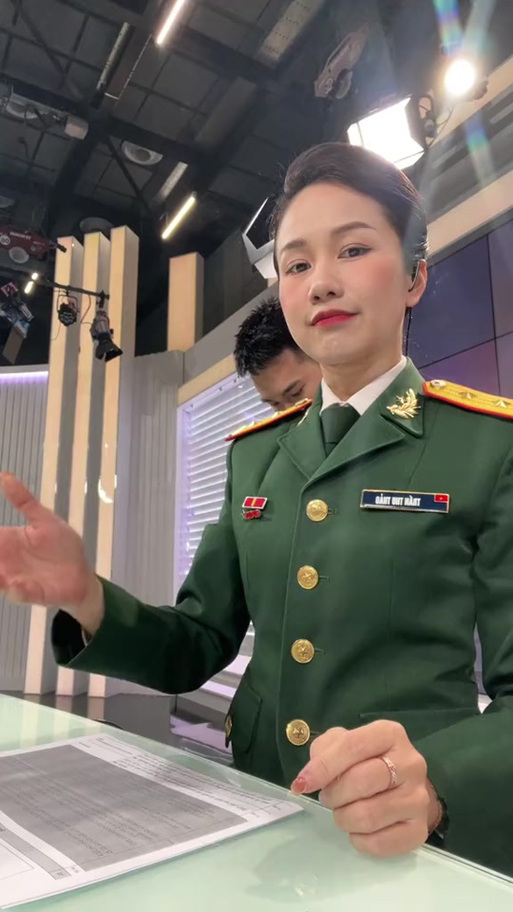 CCTV7国防军事女主持人王月，闪耀在军事新闻领域的璀璨明珠，CCTV7国防军事女主持人王月，军事新闻领域的璀璨明珠闪耀风采