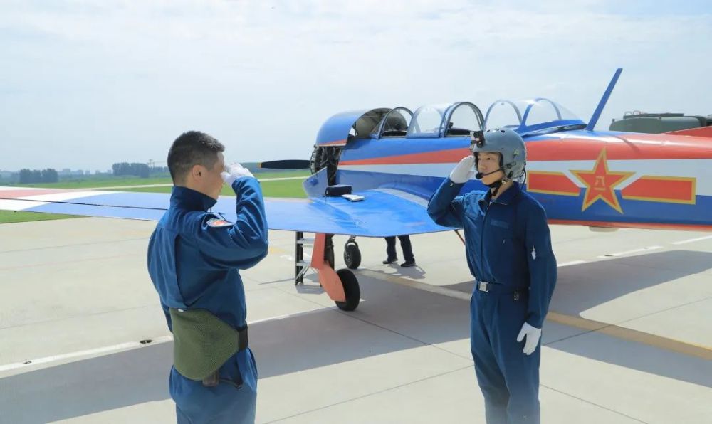中国人民解放军空军航空大学招飞——培养精英飞行员的摇篮，中国人民解放军空军航空大学招飞，精英飞行员摇篮的培育力量