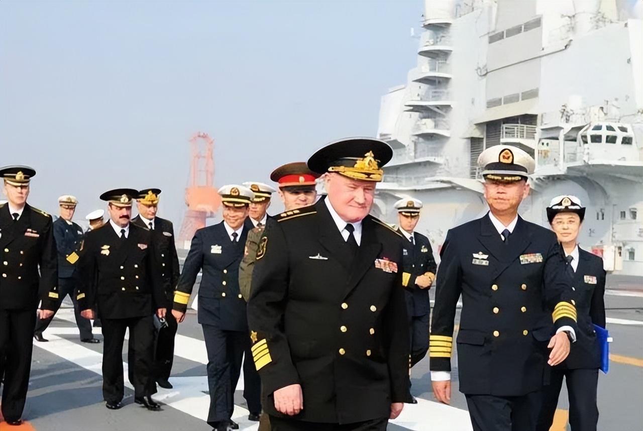 中国海军舰艇一览表 2024港口概览，中国海军舰艇概览，2024港口舰艇一览表