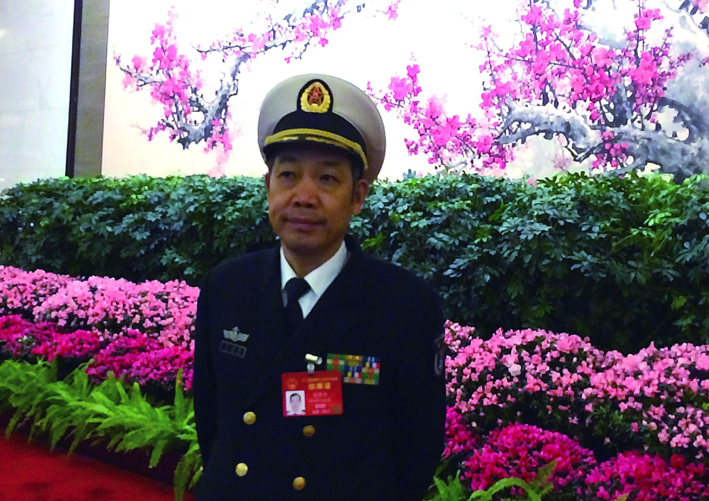 中国海军舰艇一览表及服役舰队，强大的蓝色力量，中国海军舰艇概览，蓝色力量的强大阵容与服役舰队