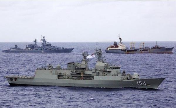 日本驱逐舰与澳大利亚海军，东西太平洋的军事对比，日本驱逐舰与澳大利亚海军，东西太平洋军事力量对比分析