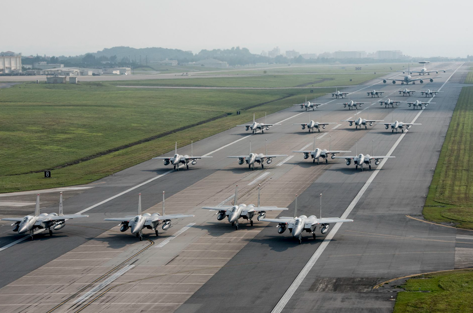 揭秘中国空军基地，2018年的发展与未来展望，揭秘中国空军基地，2018年发展及未来展望