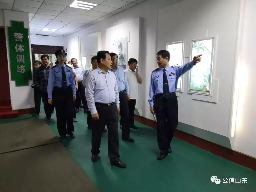 装甲车轧死学生事件，反思与警示，装甲车轧死学生事件，深刻反思与警示社会