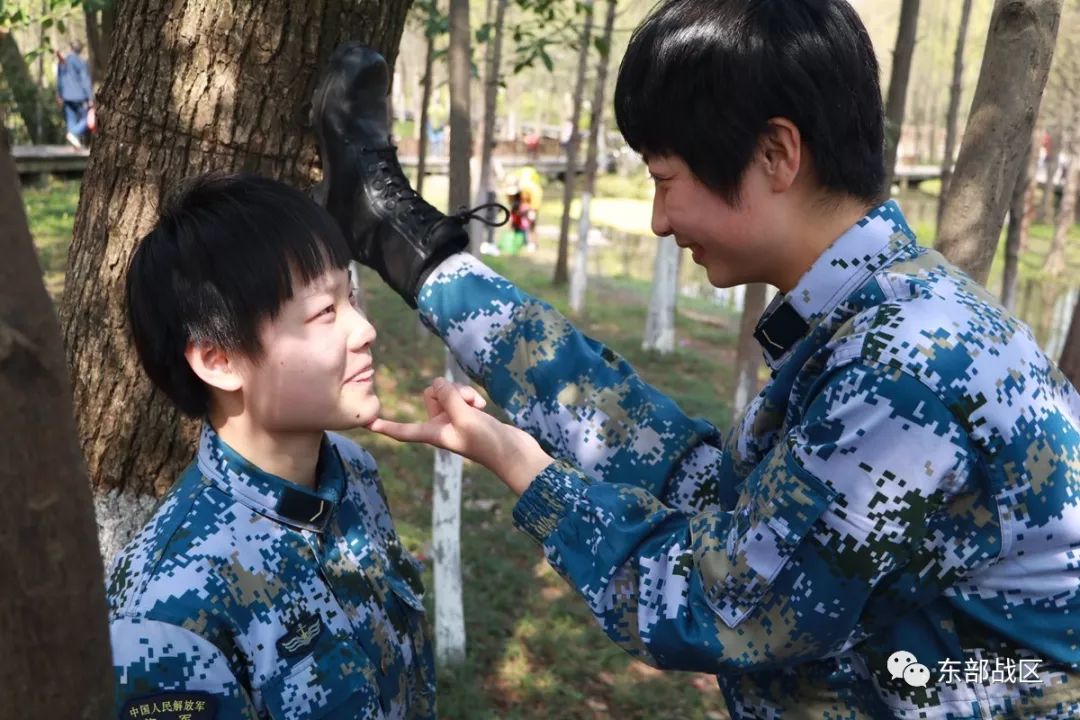 最美海军女兵的视频，展现力量与柔美的赞歌，海军女兵的力量与柔美赞歌，最美视频展现风采