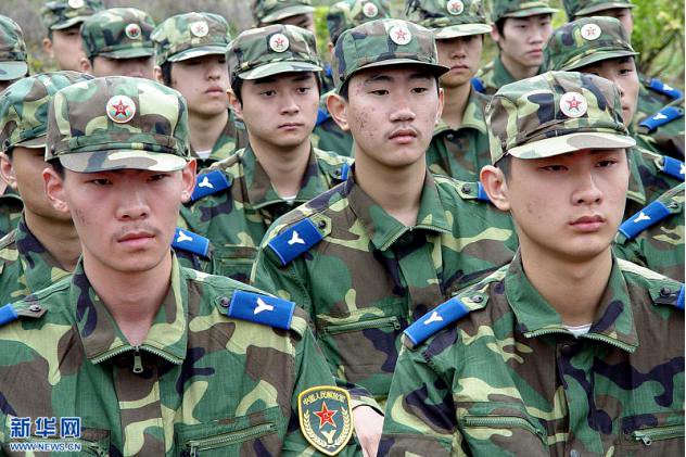 军服背后的荣耀与传承——走进神秘的99军服世界，走进神秘的军服世界，荣耀与传承的99军服探秘