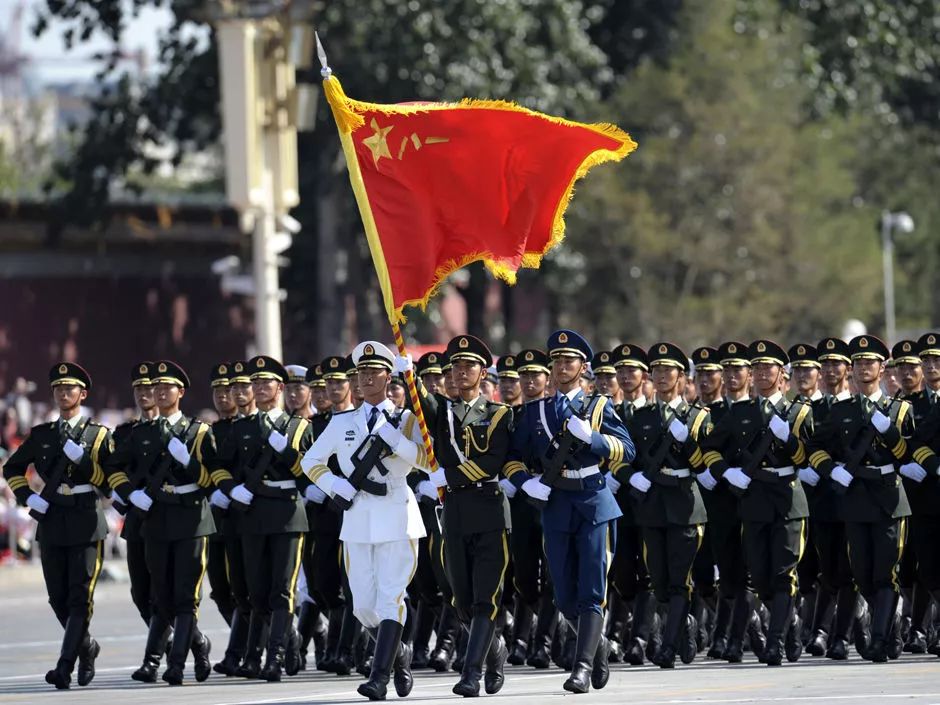 荣耀与辉煌，2021国庆阅兵观后感，荣耀与辉煌，国庆阅兵展现国家力量与辉煌成就