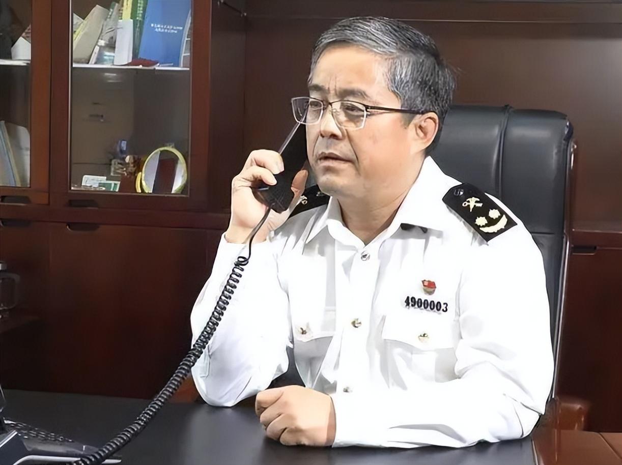 副司长一年能挣到百万吗？薪酬背后的真相与探讨，副司长薪酬揭秘，一年能否挣到百万？真相与探讨。